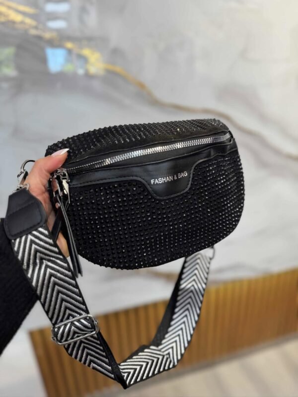 Riñonera strass negro