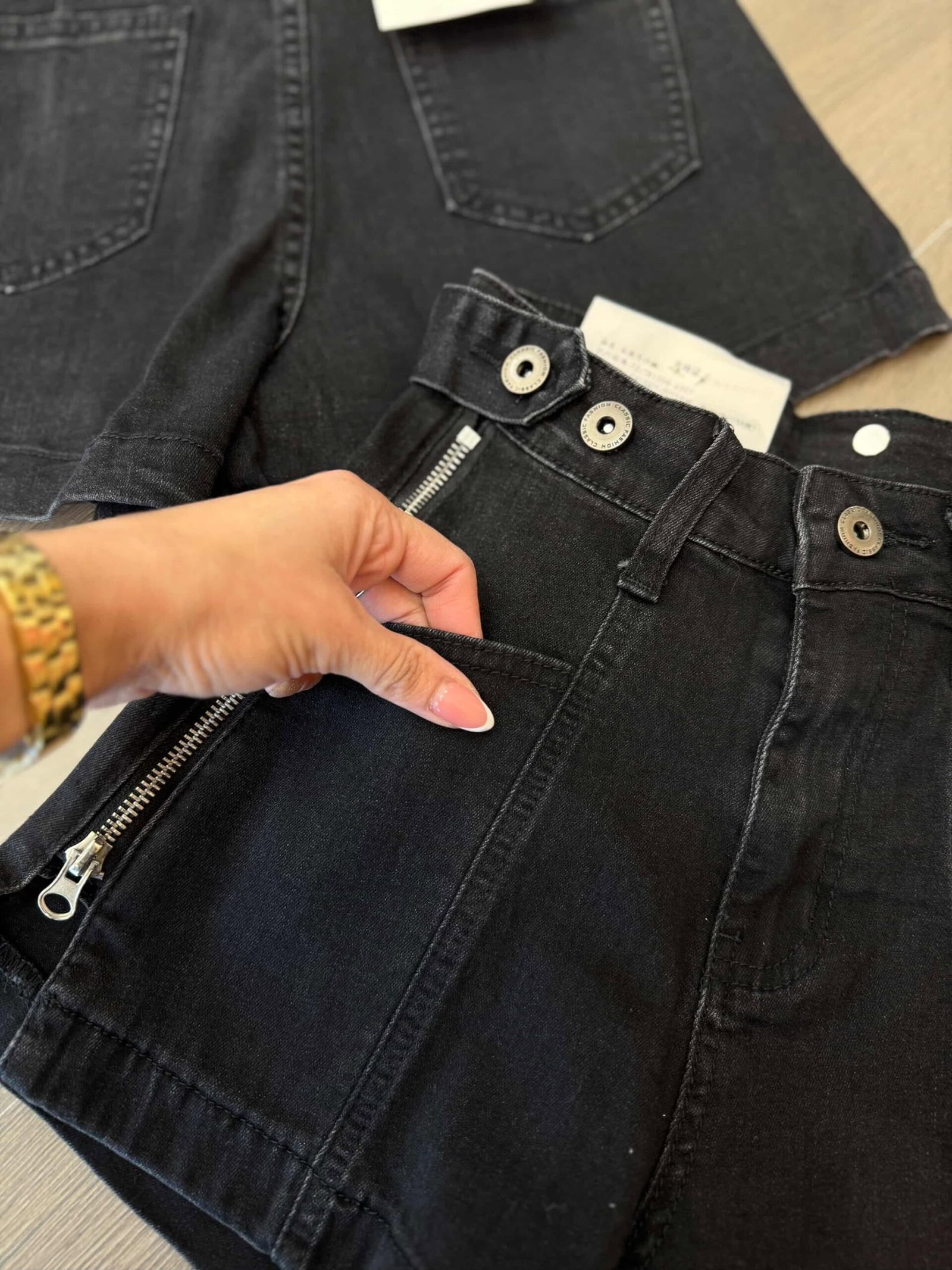 Short black cierre - Imagen 2