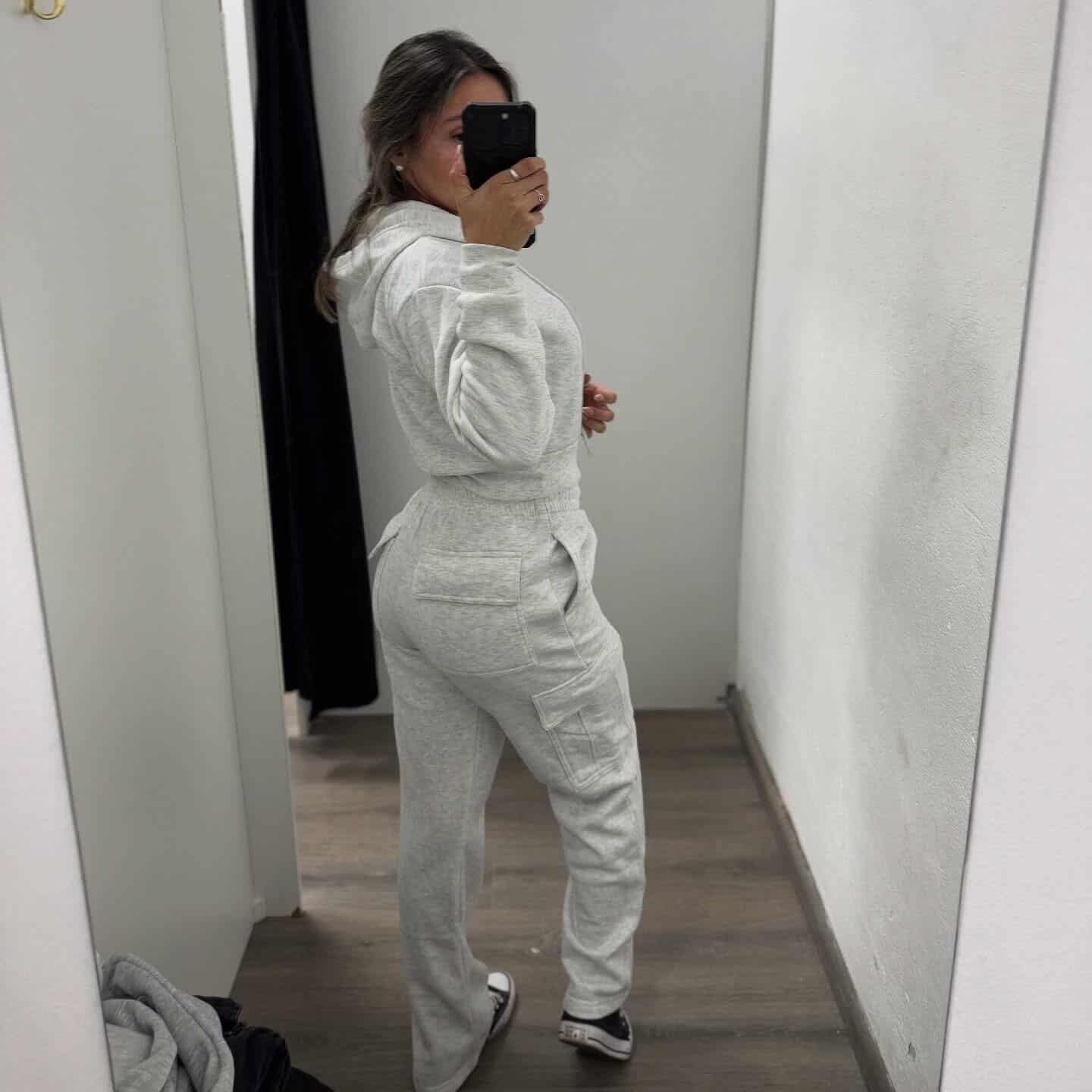 Pantalón cargo con tapita - Imagen 2