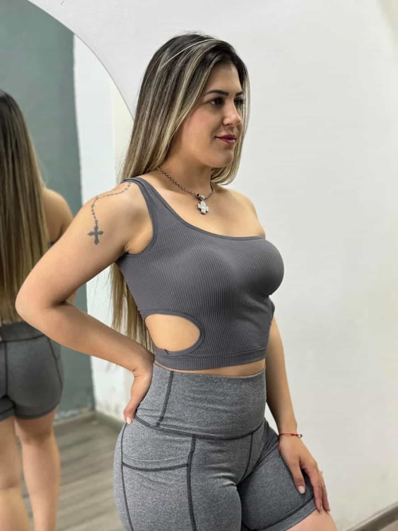 Top deportivo Melissa - Imagen 2