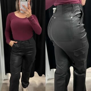 Pantalón cargo ecocuero