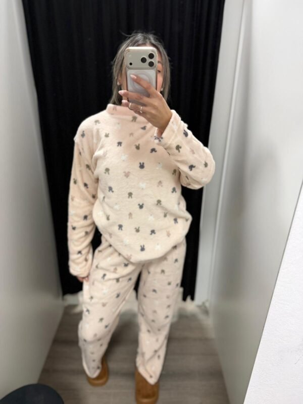 Conjunto pijama estampado