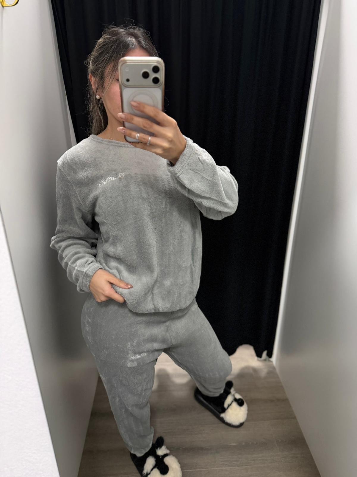 Pijama liso en promoción - Imagen 5