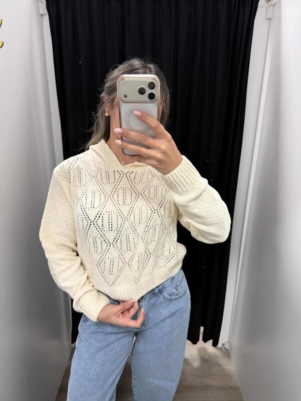 Buzo en chenille con capucha