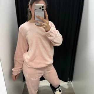 Pijama liso en promoción