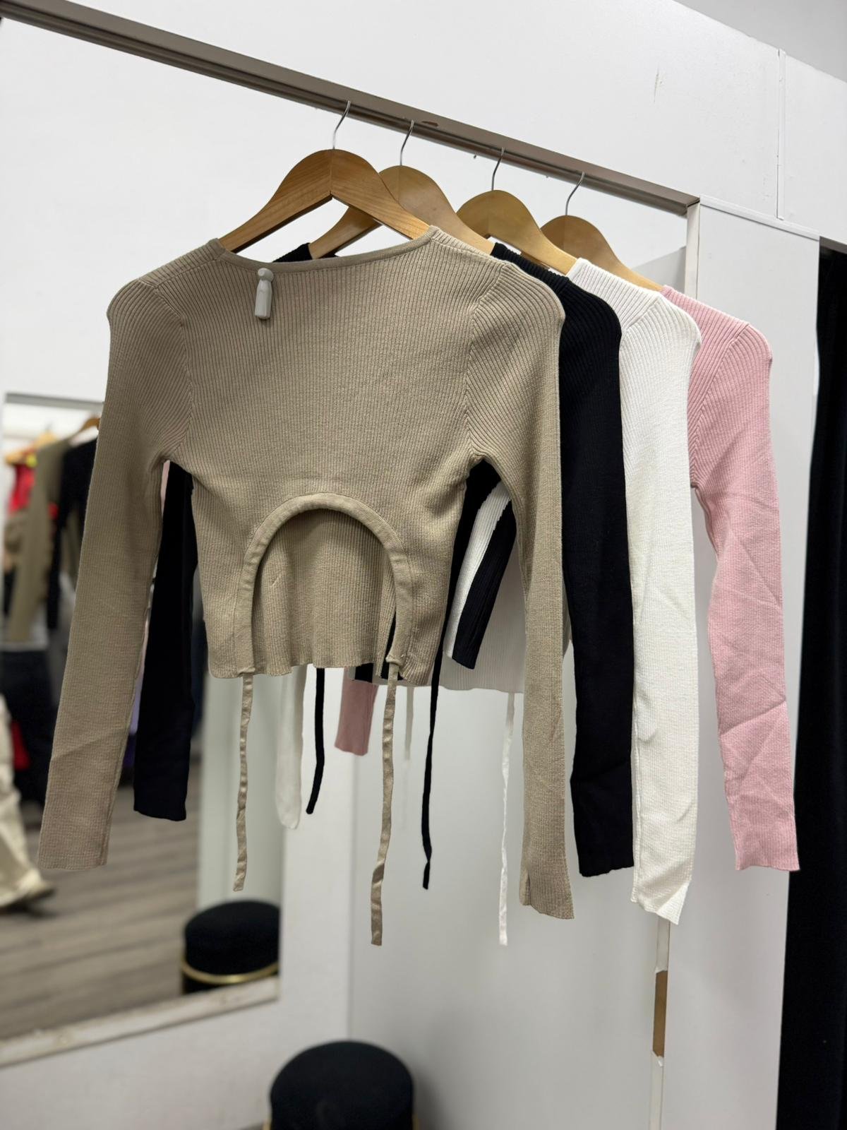Blusa combinada - Imagen 4