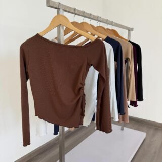 Blusa asimétrica