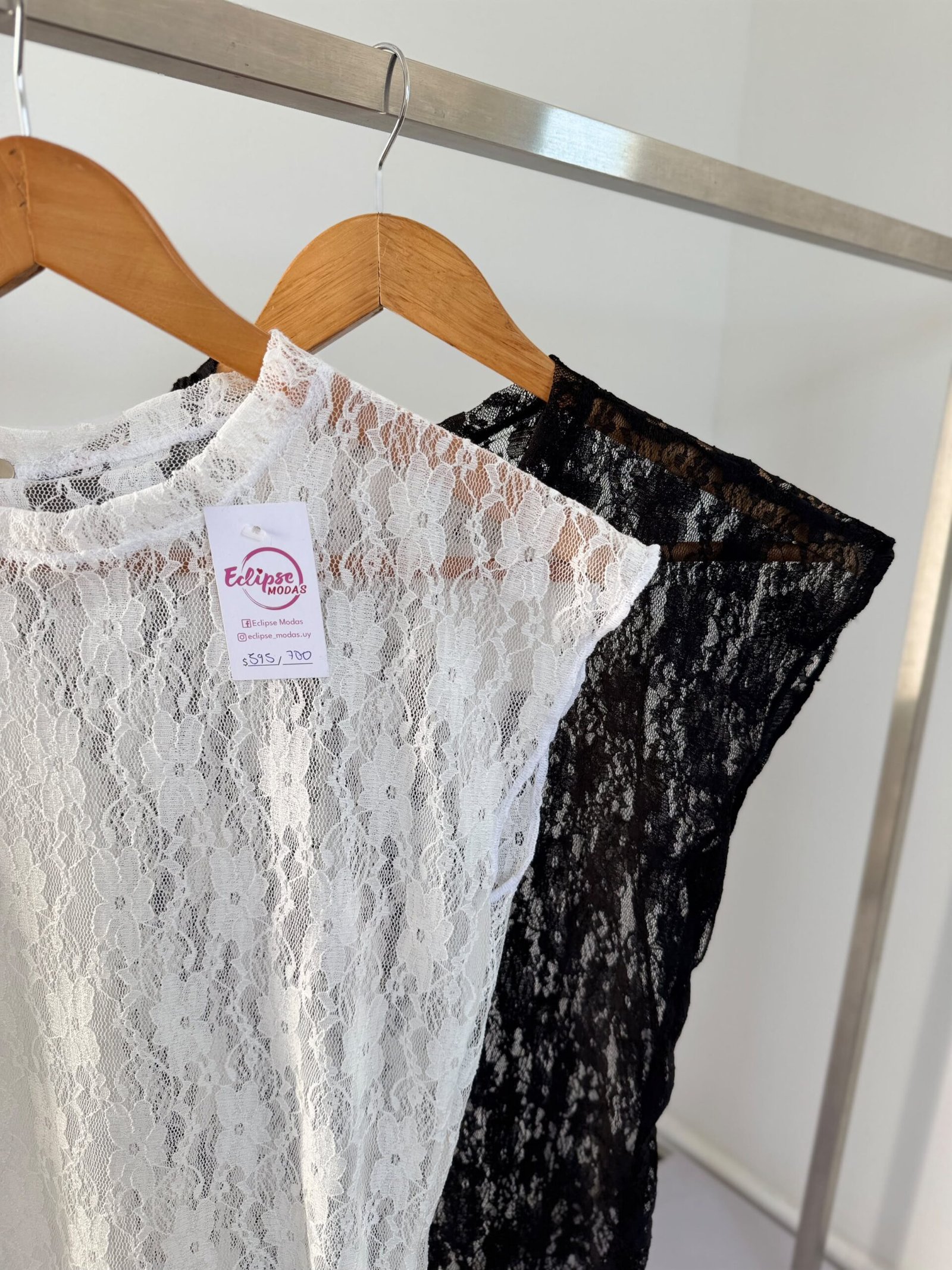 Blusa pico en encaje A059 - Imagen 3