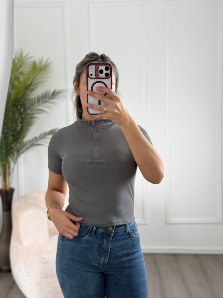 Blusa medio cierre A104